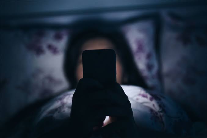 5 Phone Habits Ruining Your Sleep in 2026 (And How to Fix Them)