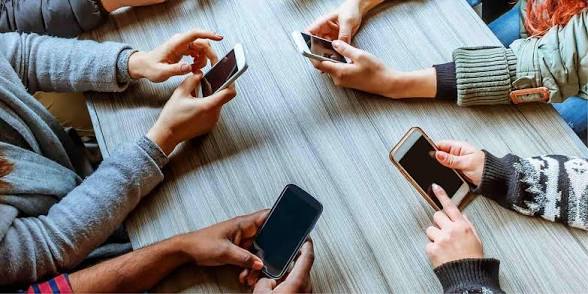 How to Use Your Phone Less in 2026 Without Feeling Like You’re Missing Out